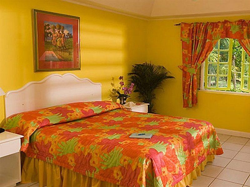 Grand Pineapple Beach Negril Hotel Bagian luar foto