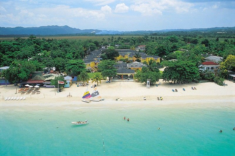 Grand Pineapple Beach Negril Hotel Bagian luar foto